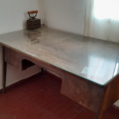 Escritorio antigüo